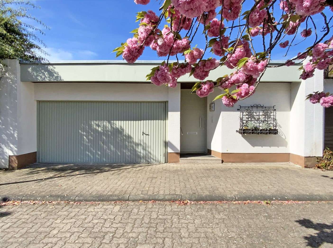Straßenansicht - Reihenmittelhaus in 63906 Erlenbach mit 150m² kaufen