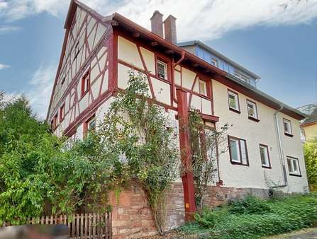 Seitenansicht - Einfamilienhaus in 63925 Laudenbach mit 97m² kaufen