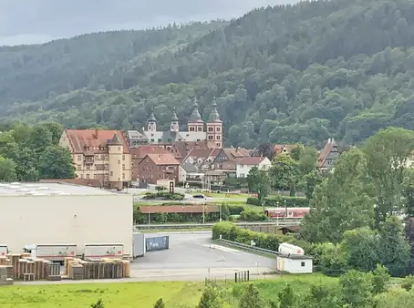 Grundstück mit wunderschönem Ausblick in Amorbach