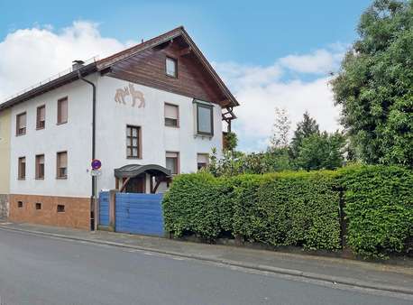 Straßenansicht - Doppelhaushälfte in 63808 Haibach mit 140m² kaufen