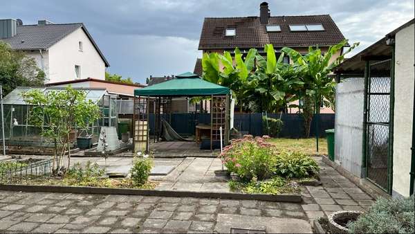 Garten - Zweifamilienhaus in 63741 Aschaffenburg mit 120m² kaufen