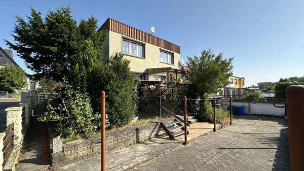 Hinteransicht - Einfamilienhaus in 06618 Naumburg mit 185m² kaufen
