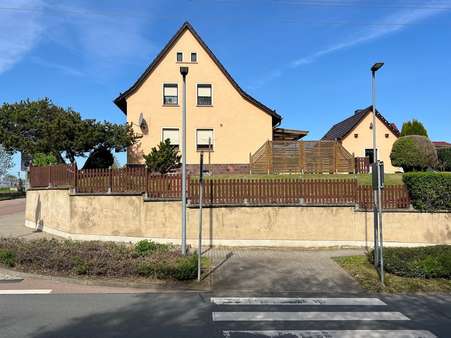 null - Einfamilienhaus in 06667 Weißenfels mit 93m² kaufen