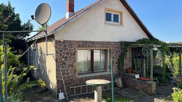 Gartenhaus - Einfamilienhaus in 06667 Weißenfels mit 99m² kaufen