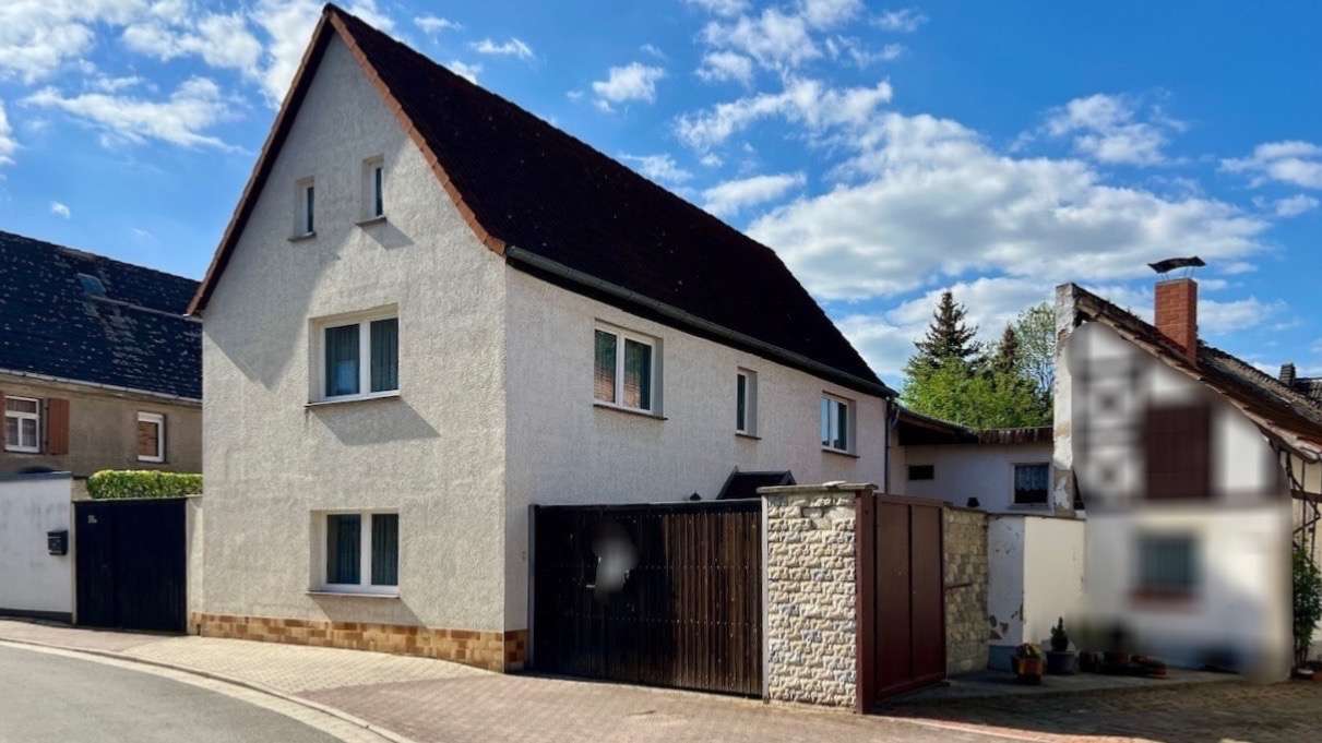 Einfamilienhaus in 06679 Hohenmölsen mit 105m² kaufen