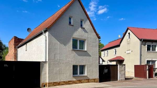 null - Einfamilienhaus in 06679 Hohenmölsen mit 105m² kaufen