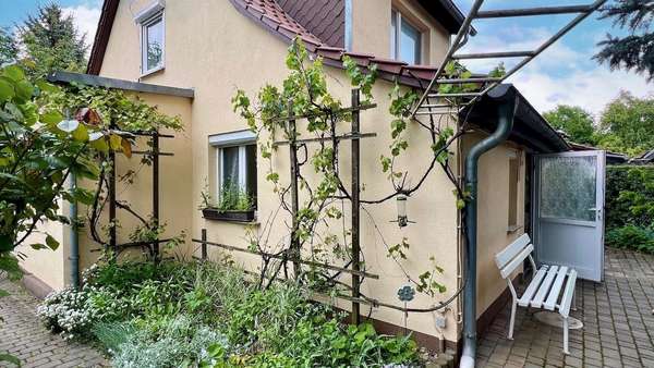 Giebelseite - Einfamilienhaus in 06667 Weißenfels mit 88m² kaufen
