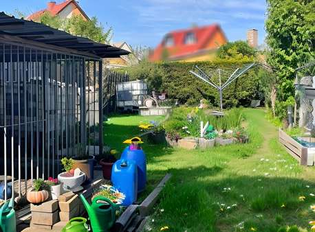 Blick in den Garten - Doppelhaushälfte in 06712 Zeitz mit 111m² kaufen
