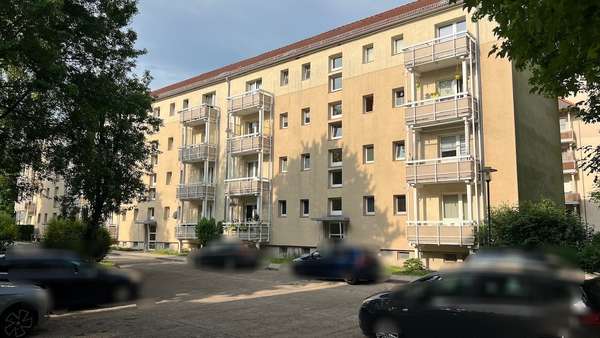 Parkmöglichkeiten - Erdgeschosswohnung in 06667 Weißenfels mit 51m² kaufen