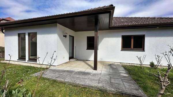 Terrasse - Einfamilienhaus in 06628 Naumburg mit 100m² kaufen