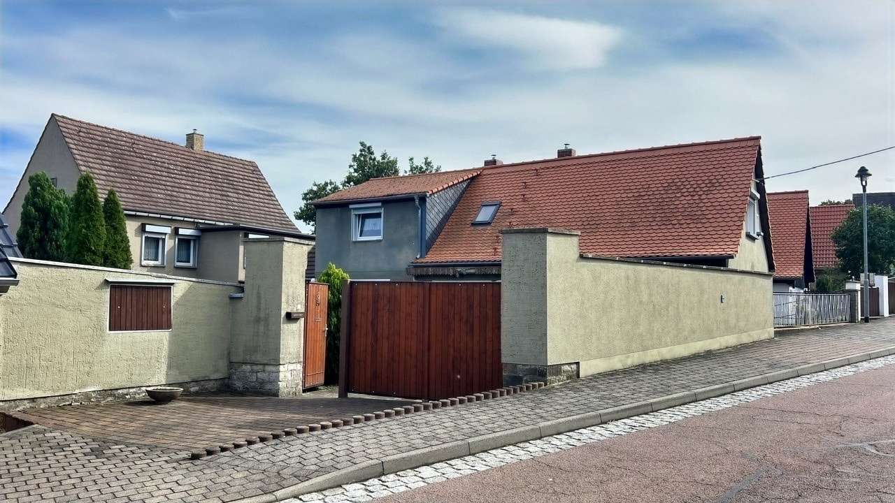 Einfamilienhaus in 06688 Weißenfels mit 105m² kaufen