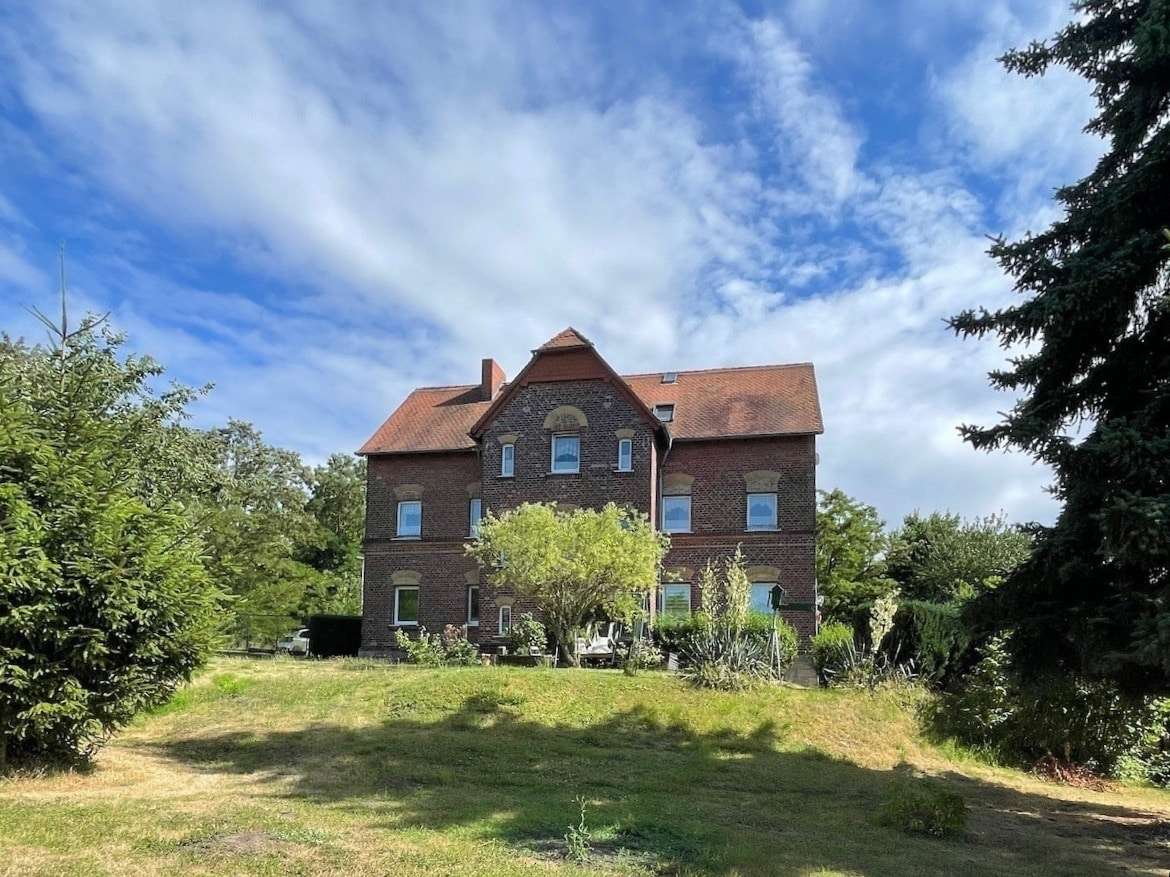 Blick vom Garten Blick vom Garten - Mehrfamilienhaus in 06711 Zeitz mit 263m² kaufen