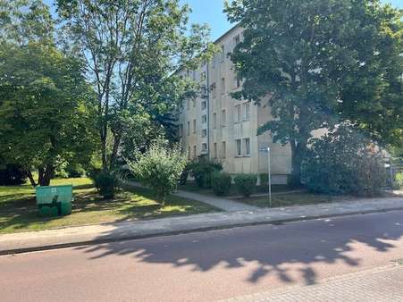 Straße - Etagenwohnung in 06667 Weißenfels mit 108m² kaufen