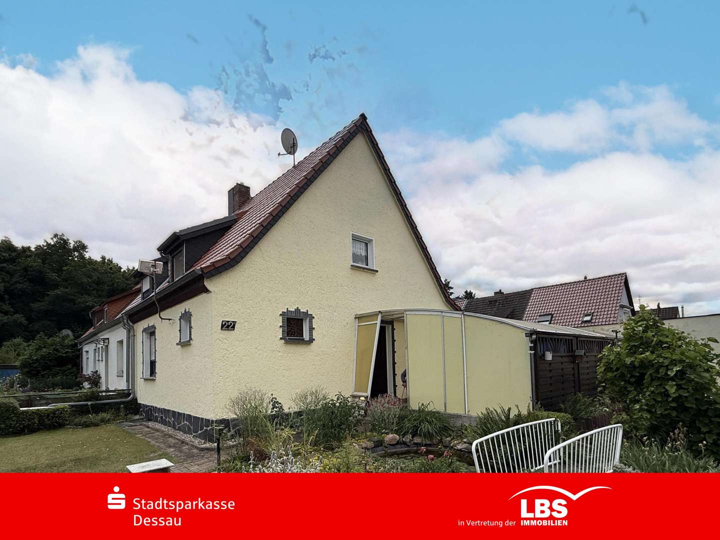 Straßenansicht Straßenansicht - Reihenendhaus in 06862 Dessau-Roßlau mit 76m² kaufen