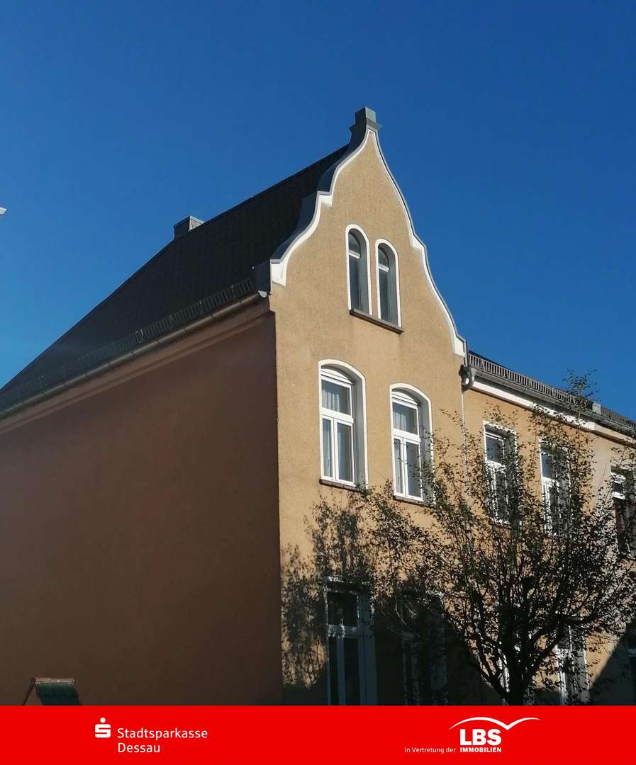 seitl. Blick - Doppelhaushälfte in 06846 Dessau-Roßlau mit 142m² kaufen
