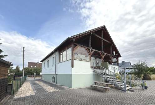 Zufahrt zur Garage - Einfamilienhaus in 06844 Dessau-Roßlau mit 111m² kaufen
