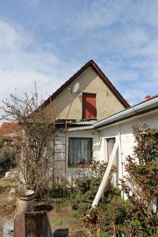 Rückansicht - Einfamilienhaus in 06847 Dessau-Roßlau mit 80m² kaufen