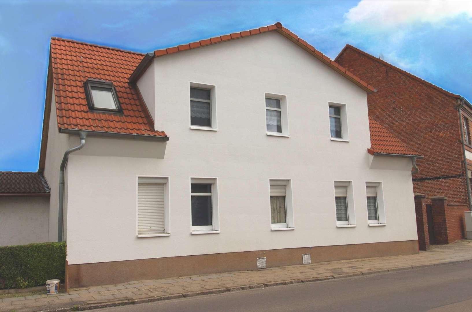 Vorderansicht - Mehrfamilienhaus in 06846 Dessau-Roßlau mit 143m² als Kapitalanlage kaufen