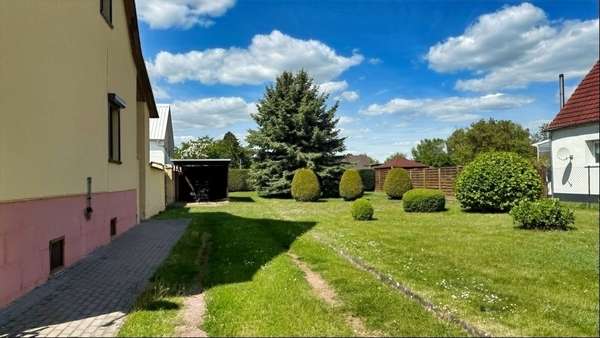 Foto-Grundstück - Einfamilienhaus in 06369 Großbadegast mit 110m² kaufen
