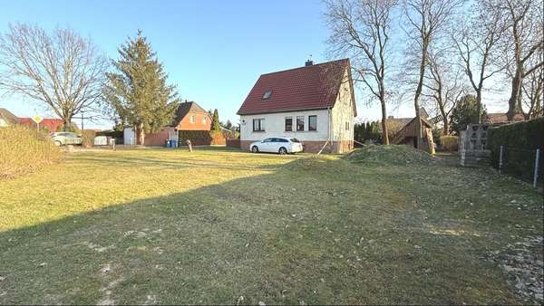 Foto-Grundstück - Einfamilienhaus in 39261 Zerbst mit 110m² kaufen