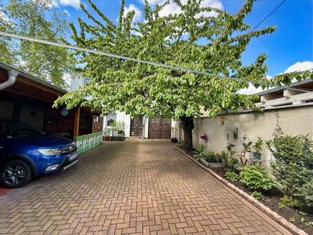 Innenhof Innenhof - Zweifamilienhaus in 06749 Bitterfeld-Wolfen mit 155m² kaufen