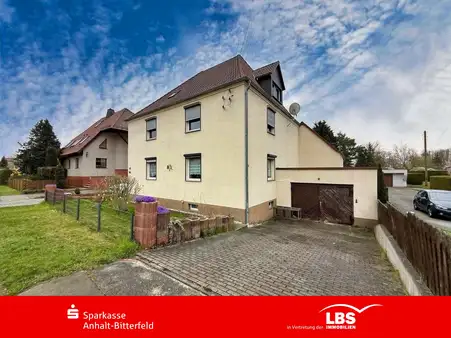 Zweifamilienhaus mit Potential