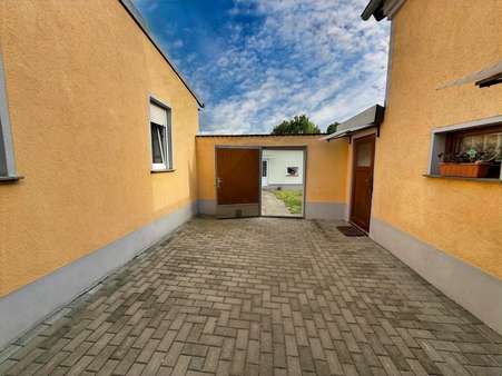 Eingangsbereich Grundstück - Einfamilienhaus in 39264 Moritz, Töppel mit 148m² kaufen