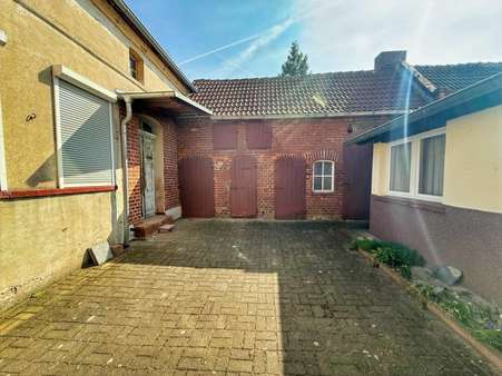 Nebengelass - Einfamilienhaus in 06766 Bitterfeld-Wolfen mit 118m² kaufen