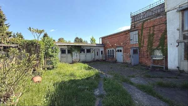 Foto-Nebengelass Foto-Nebengelass - Doppelhaushälfte in 06385 Aken mit 120m² kaufen