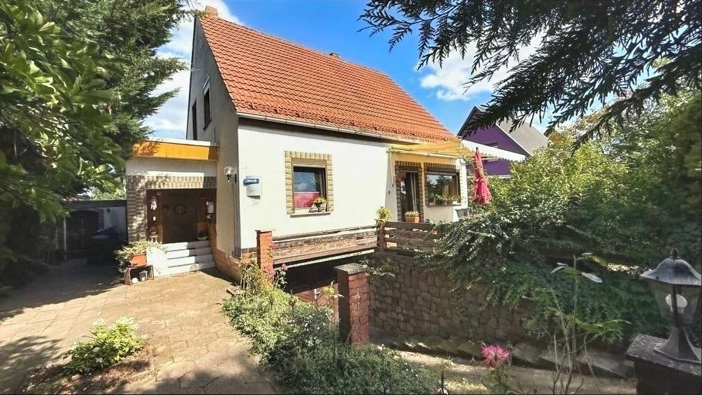 Foto-Vorderansicht - Einfamilienhaus in 06386 Osternienburger Land mit 120m² kaufen