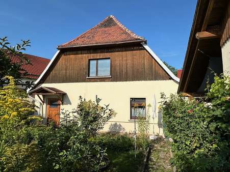 Wohnhaus - Gartenansicht - Einfamilienhaus in 06268 Querfurt mit 150m² kaufen