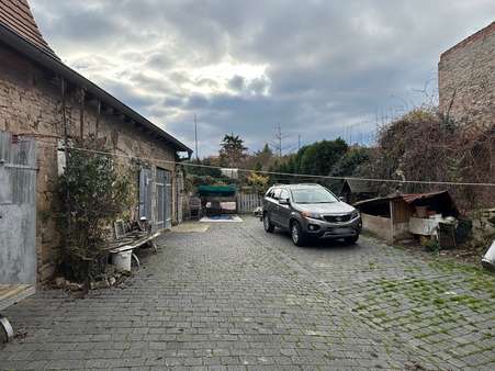 Hof und Nebengelass - Einfamilienhaus in 06268 Querfurt mit 150m² kaufen