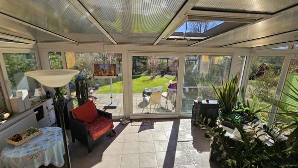 Blick in den Wintergarten - Einfamilienhaus in 06198 Salzatal mit 125m² kaufen