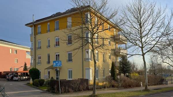 Ansicht der Liegenschaft Ansicht der Liegenschaft - Etagenwohnung in 06120 Halle mit 82m² kaufen