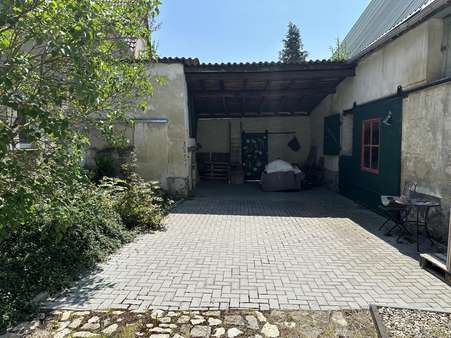 Hof und Carport - Einfamilienhaus in 06268 Langeneichstädt mit 170m² kaufen