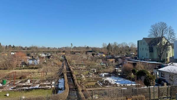 Weitblick über Gärten Trothas - Etagenwohnung in 06118 Halle mit 49m² kaufen