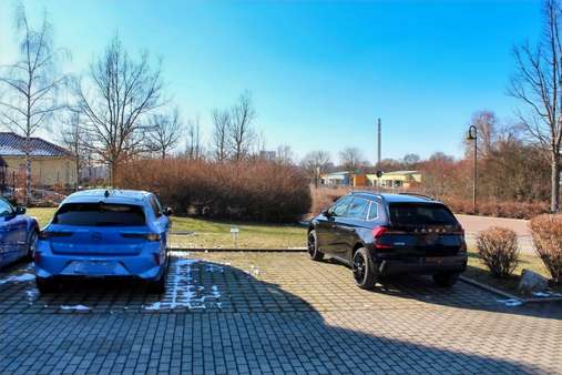 Stellplatz - Etagenwohnung in 06237 Leuna mit 70m² als Kapitalanlage kaufen