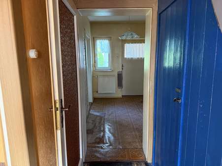 Flur - Reihenendhaus in 06128 Halle mit 75m² kaufen