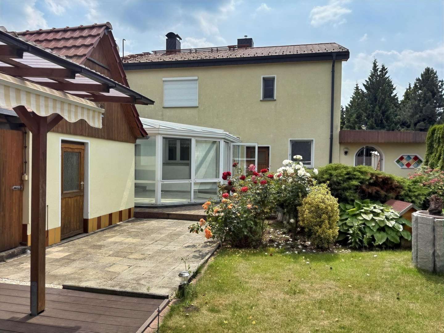 Außenansicht - Doppelhaushälfte in 06188 Landsberg mit 138m² kaufen