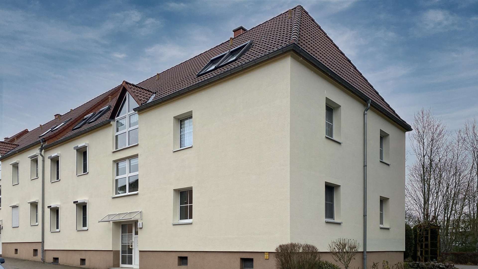 Außenansicht Außenansicht - Erdgeschosswohnung in 06130 Halle mit 60m² kaufen