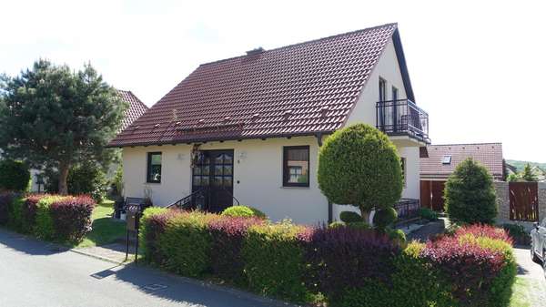 Straßenansicht Wohnhaus - Einfamilienhaus in 06485 Quedlinburg mit 150m² kaufen