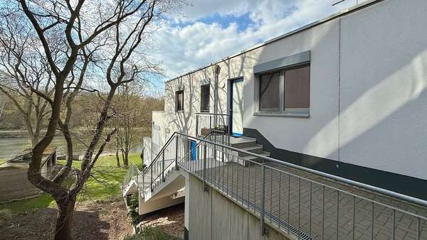 Eingangsbereich zur Wohnung Eingangsbereich zur Wohnung - Wohnung in 06110 Halle mit 126m² kaufen