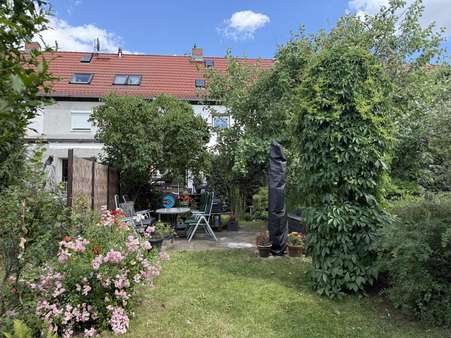 Außenansicht - Reihenmittelhaus in 06128 Halle mit 80m² kaufen