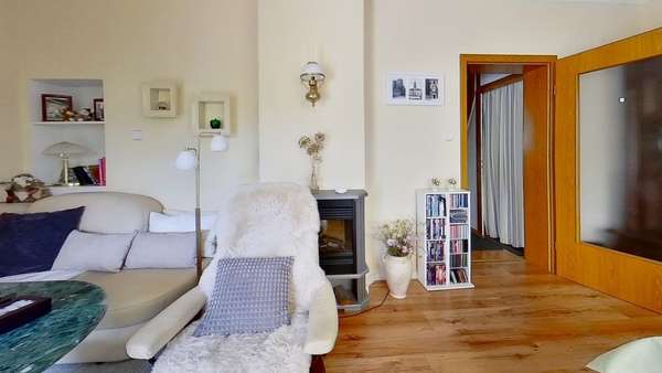 Wohnzimmer - Reihenmittelhaus in 06128 Halle mit 80m² kaufen