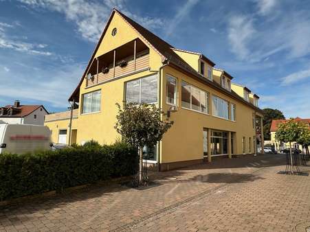 Straßenansicht 2 - Wohn- / Geschäftshaus in 06268 Querfurt mit 318m² als Kapitalanlage kaufen