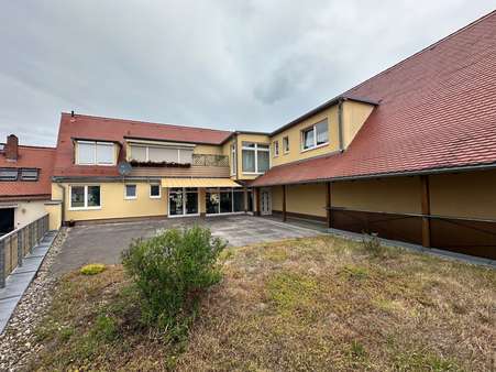 Terrassenansicht - Wohn- / Geschäftshaus in 06268 Querfurt mit 318m² als Kapitalanlage kaufen