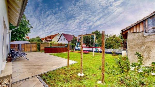 Garten - Einfamilienhaus in 06246 Bad Lauchstädt mit 135m² kaufen