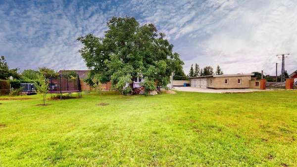 Grundstück - Einfamilienhaus in 06246 Bad Lauchstädt mit 135m² kaufen