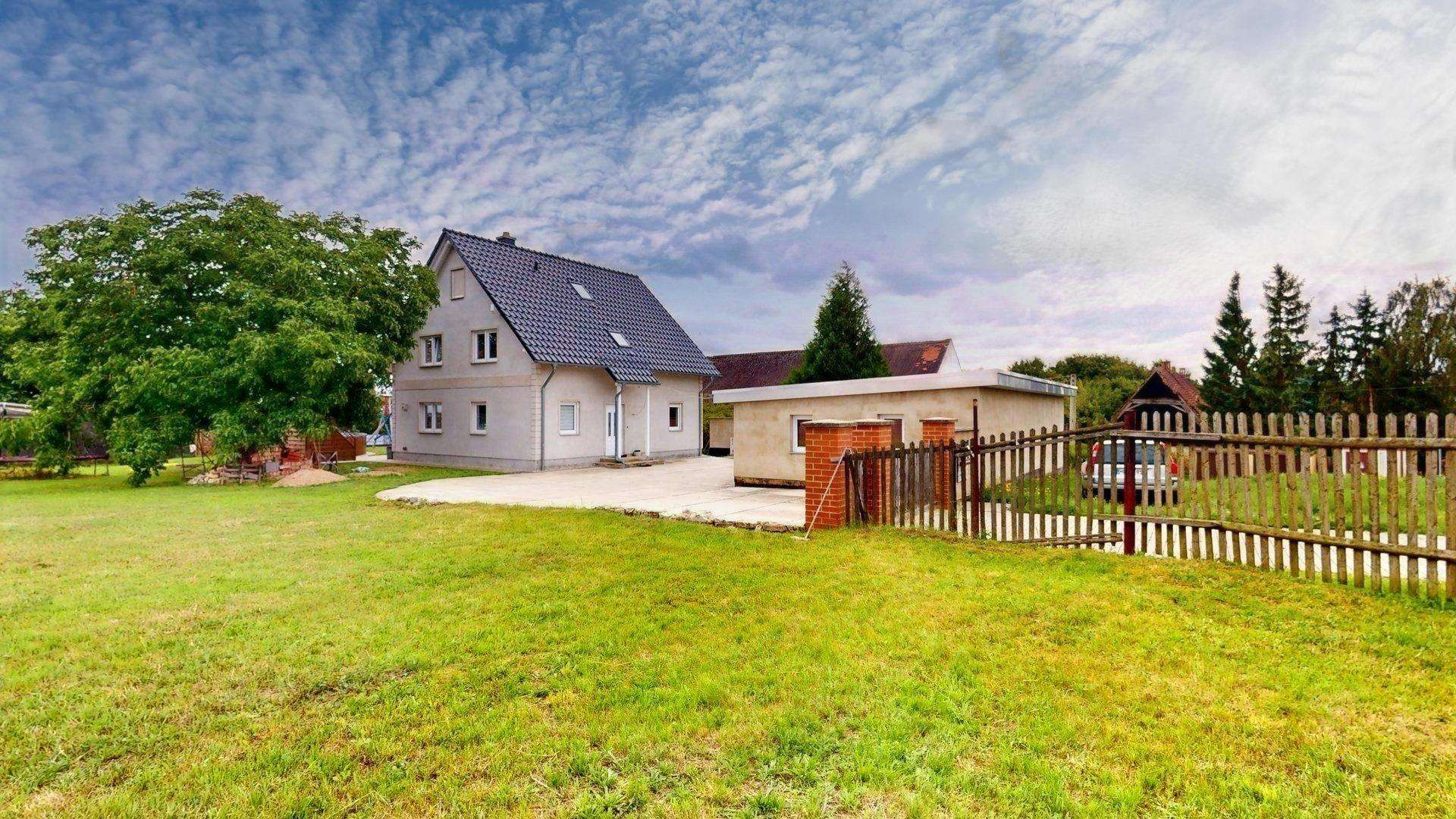 Grundstück - Einfamilienhaus in 06246 Bad Lauchstädt mit 135m² kaufen