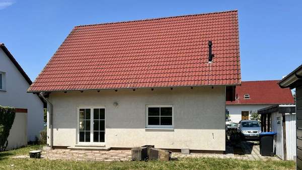 Ansicht von der Gartenseite Ansicht von der Gartenseite - Einfamilienhaus in 06317 Seegebiet Mansfelder Land mit 102m² kaufen